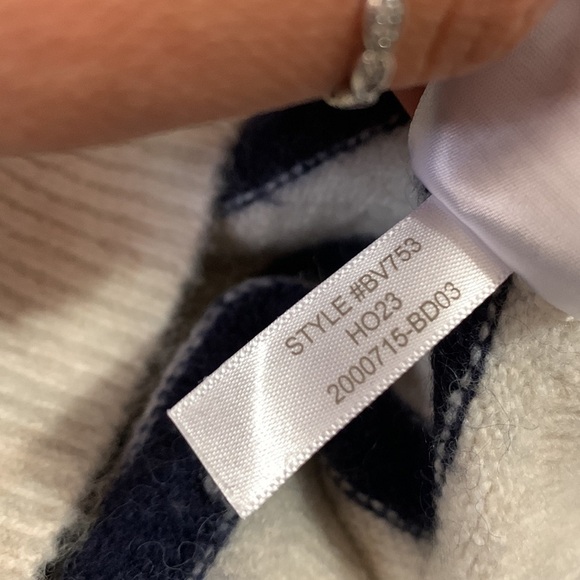 JCrew chunky crewneck sweater in supersoft yarn - Picture 4 of 13